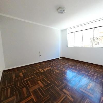 VENTA DE CASA DE 2 PISOS EN URB. FEDERICO VILLARREAL